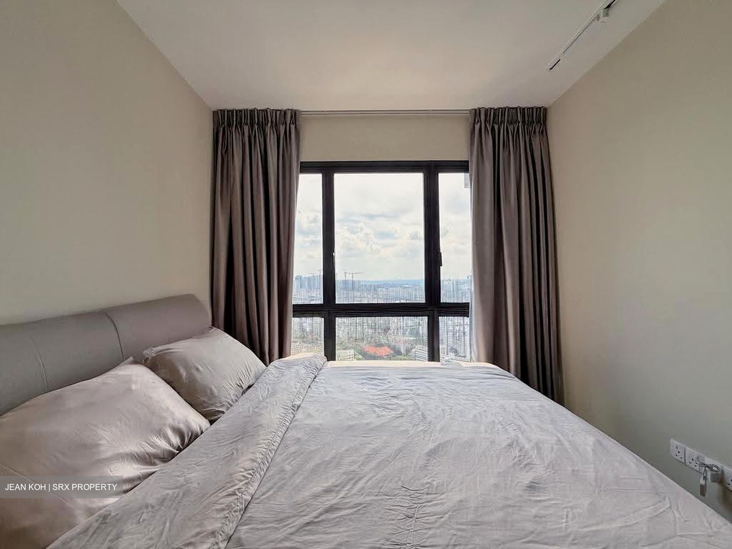 Avenue South Residence (D3), Apartment #618987611